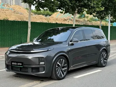 Li Auto Li L9 · 2023 год