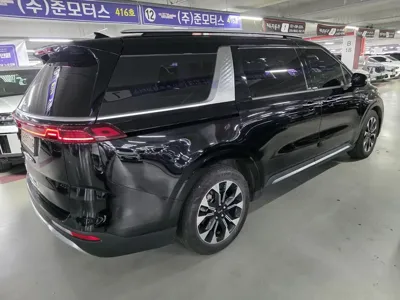 Kia Canival 2021, 115489 км, за 14976.88 USD