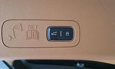 Lincoln Aviator 2021, 84713 км, за 23419.22 USD - фото 20