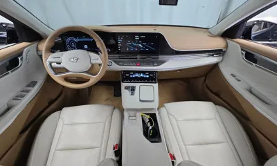 Hyundai Grandeur 2022, 56872 км, за 19627.15 USD - фото 7