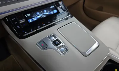 Hyundai Grandeur 2022, 56872 км, за 19627.15 USD - фото 9