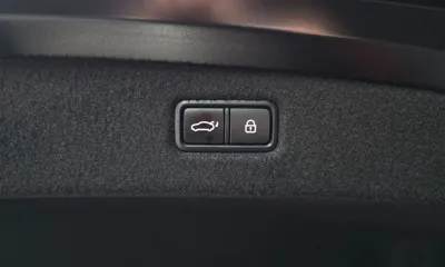 Genesis G90 2019, 230855 км, за 16451.93 USD - фото 20