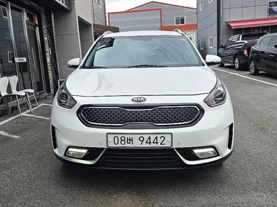 Kia Niro 2017, 187621 км, за 5720.6 USD