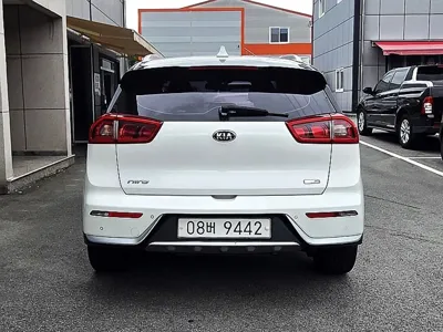 Kia Niro 2017, 187621 км, за 5720.6 USD