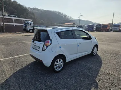 ChevroletGMDaewoo Spark 2012, 77000 км, за 2180.38 USD