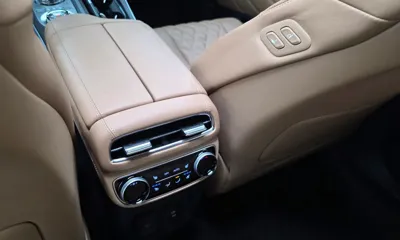 Genesis GV80 2023, 42579 км, за 35440.46 USD - фото 17