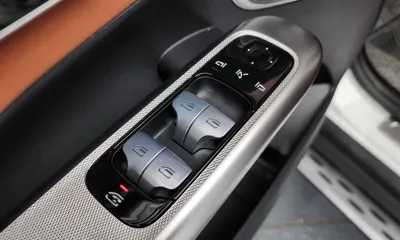 Mercedes-Benz GLC-Class 2024, 19939 км, за 52028.37 USD - фото 27
