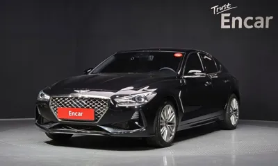 Genesis G70 2019, 59823 км, за 14886.56 USD