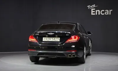 Genesis G70 2019, 59823 км, за 14886.56 USD