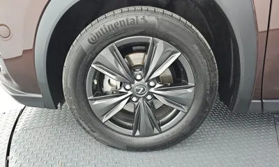 Lexus UX 2019, 21765 км, за 21523.16 USD