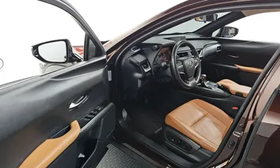 Lexus UX 2019, 21765 км, за 21523.16 USD - фото 10