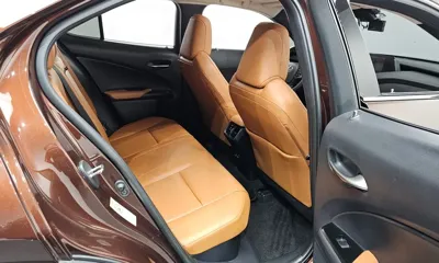 Lexus UX 2019, 21765 км, за 21523.16 USD - фото 12