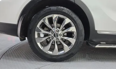 Kia Sorento 2018, 94242 км, за 12162.89 USD