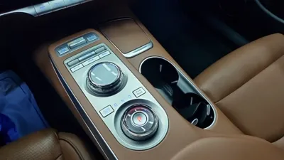 Genesis GV70 2021, 116373 км, за 21333.86 USD - фото 12