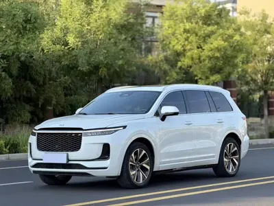 Li Auto Li ONE · 2022 год