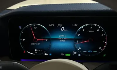 Mercedes-Benz E-Class 2022, 31425 км, за 46905.56 USD - фото 8