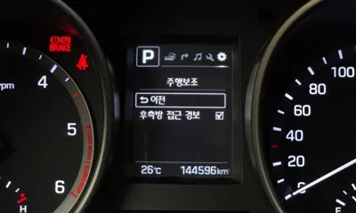 Hyundai Santafe 2018, 144596 км, за 7936.51 USD - фото 16