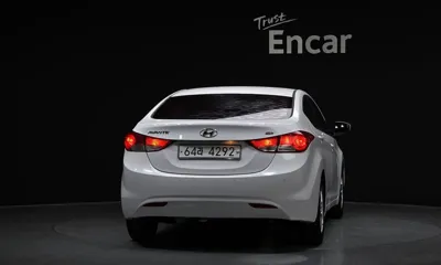 Hyundai Avante 2013, 100592 км, за 2913.9 USD
