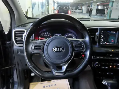 Kia Sportage 2018, 97983 км, за 9058.68 USD - фото 8