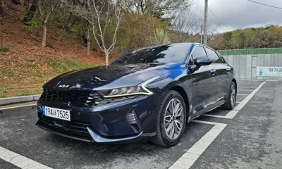Kia K5 · 2023 год