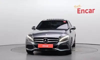 Mercedes-Benz C-Class 2017, 111486 км, за 9686.01 USD