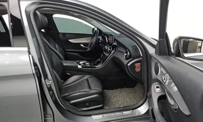 Mercedes-Benz C-Class 2017, 111486 км, за 9686.01 USD - фото 18