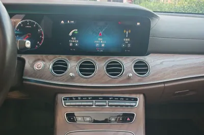 Mercedes-Benz E-Class 2021, 63500 км, за 41892 USD - фото 20