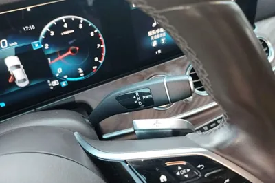 Mercedes-Benz E-Class 2021, 63500 км, за 41892 USD - фото 21