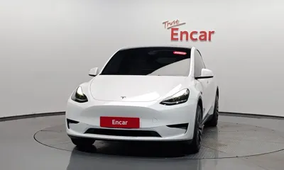 Tesla Model Y 2023, 68184 км, за 24679.29 USD
