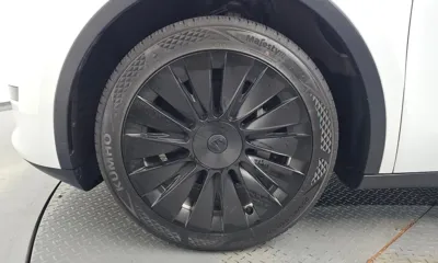 Tesla Model Y 2023, 68184 км, за 24679.29 USD