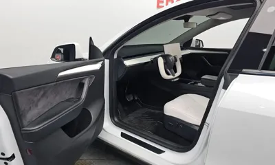 Tesla Model Y 2023, 68184 км, за 24637.58 USD - фото 10