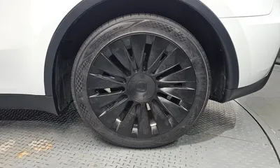 Tesla Model Y 2023, 68184 км, за 24637.58 USD - фото 21