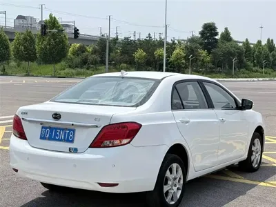 BYD e5 2017, 130000 км, за 3431.41 USD - фото 7