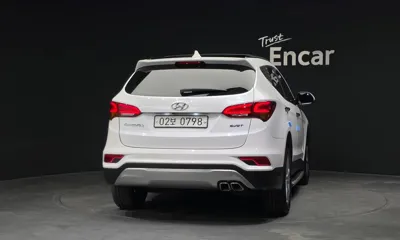Hyundai Santafe 2016, 151907 км, за 7936.51 USD