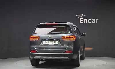 Kia Sorento 2015, 121882 км, за 8919.72 USD