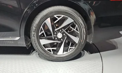 Hyundai Grandeur 2023, 41007 км, за 19404.82 USD - фото 21
