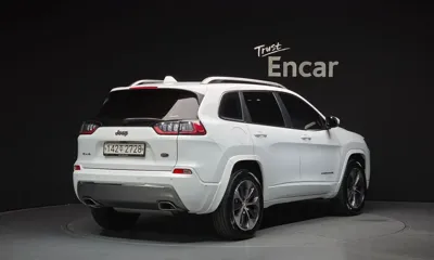 Jeep Cherokee 2020, 88314 км, за 11815.68 USD