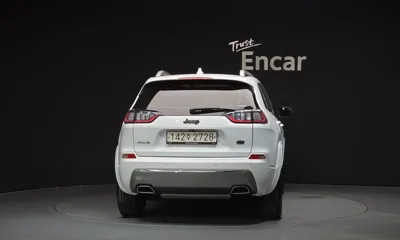 Jeep Cherokee 2020, 88314 км, за 11815.68 USD