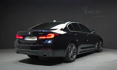 BMW 5-Series 2022, 80020 км, за 26191.41 USD