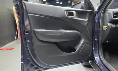 Hyundai Venue 2020, 63867 км, за 9253.88 USD - фото 24