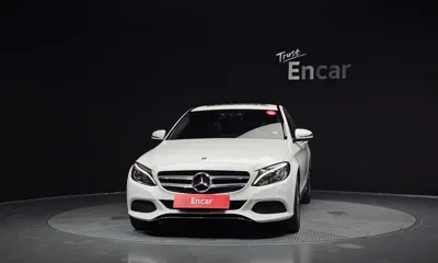Mercedes-Benz C-Class 2017, 101388 км, за 10343.49 USD