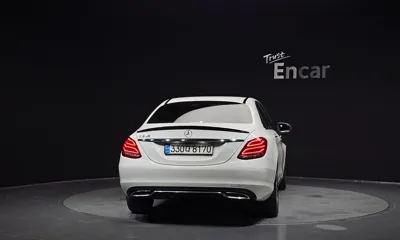 Mercedes-Benz C-Class 2017, 101388 км, за 10343.49 USD