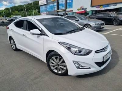 Hyundai Avante 2014, 151187 км, за 3087.82 USD