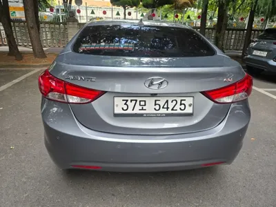 Hyundai Avante 2014, 95800 км, за 3118.03 USD