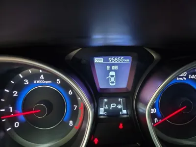 Hyundai Avante 2014, 95800 км, за 3118.03 USD - фото 7