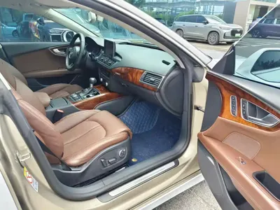 Audi A7 2013, 108000 км, за 11199.55 USD