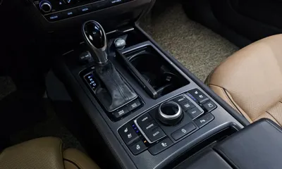 Hyundai Genesis 2014, 142180 км, за 7944.26 USD - фото 9