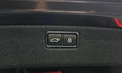 Hyundai Genesis 2014, 142180 км, за 7944.26 USD - фото 18