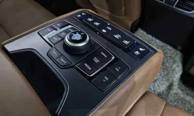 Hyundai Genesis 2014, 142180 км, за 7944.26 USD - фото 34