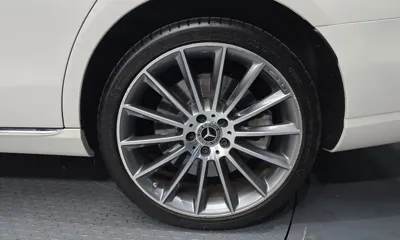 Mercedes-Benz E-Class 2023, 45721 км, за 40851.43 USD
